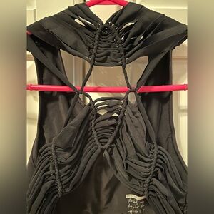 Vie Active Black Women's Longline Strappy Sports Bra